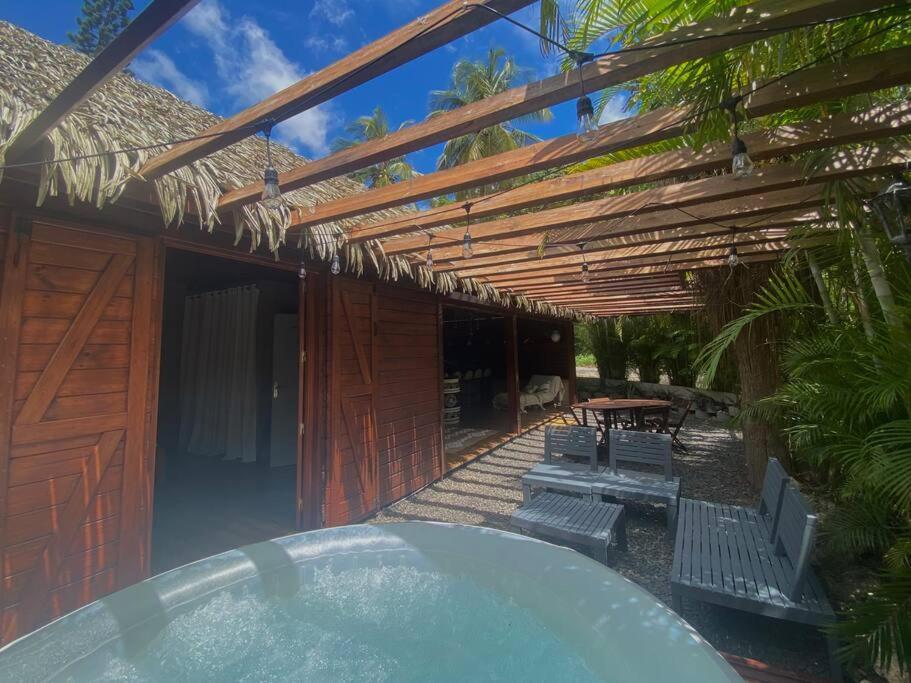Eden Chalet, Spa Privatif Les Abymes Luaran gambar